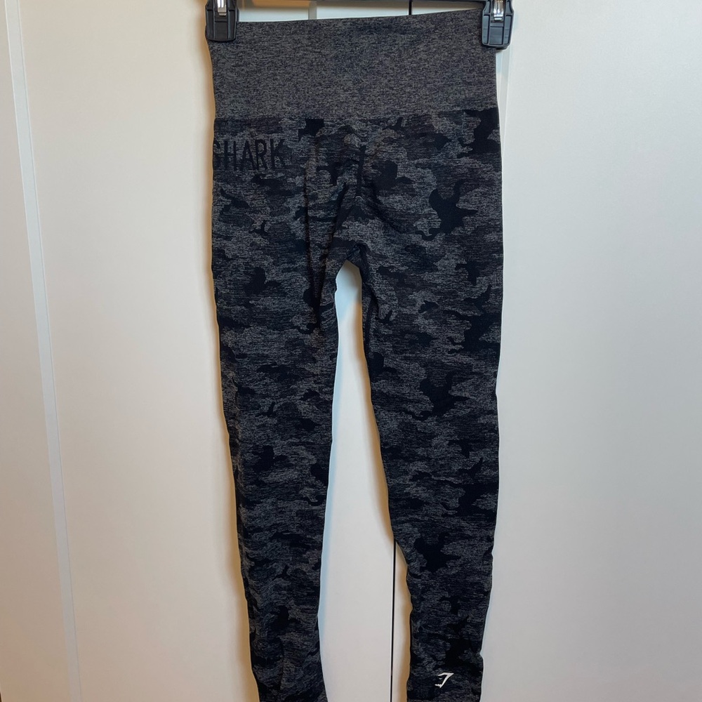 Gymshark Women’s Seamless Camo Leggings